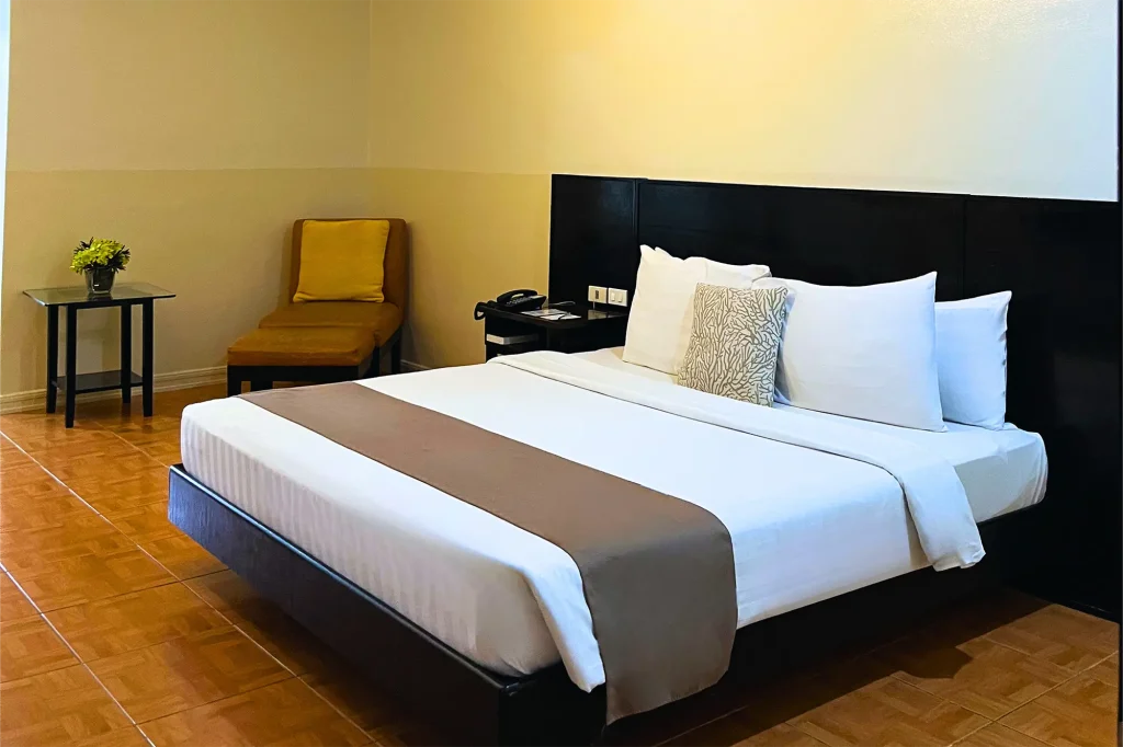 Suite Room - Photo 2